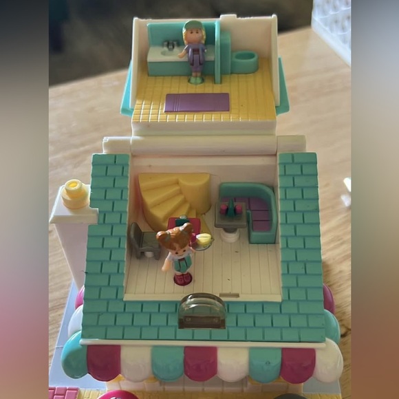 Pollyville Pizza Party Polly Pocket 1993 - Picture 2 of 3